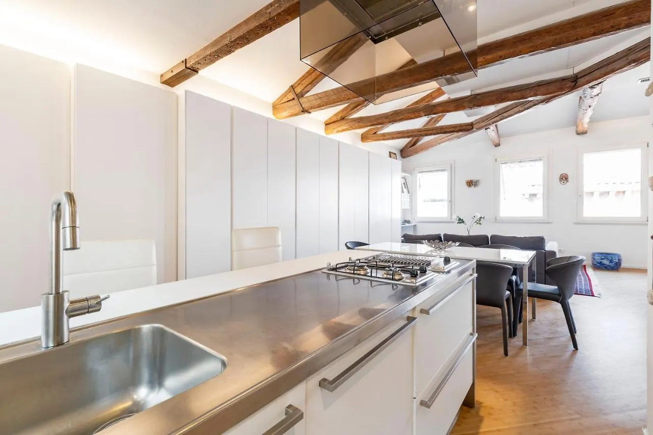 St. Mark Ca' Algi -Apartment With Beautiful Roof Terrace Venice Apartment