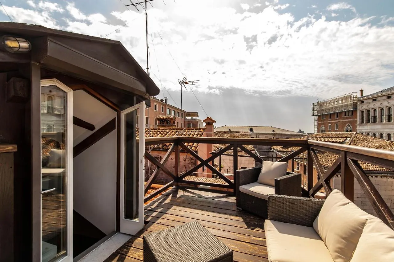 St. Mark Ca' Algi -Apartment With Beautiful Roof Terrace Venice