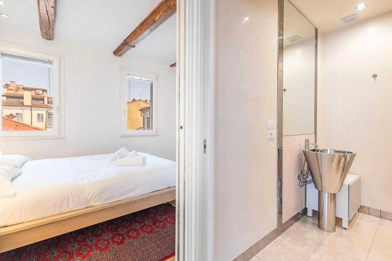St. Mark Ca' Algi -Apartment With Beautiful Roof Terrace Venice