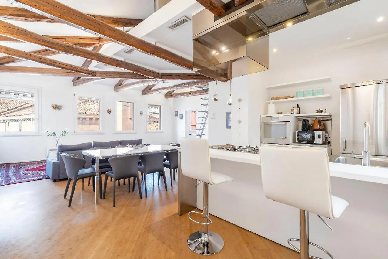St. Mark Ca' Algi -Apartment With Beautiful Roof Terrace Venice Italy